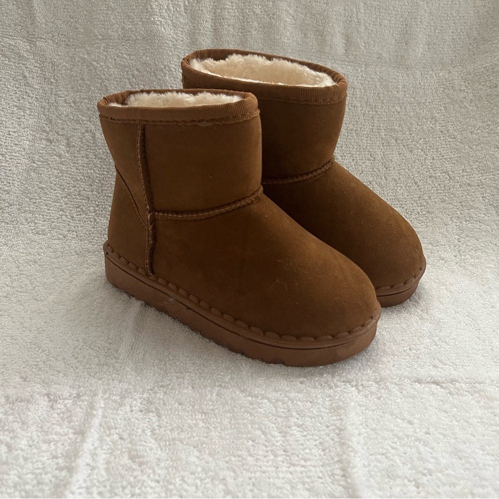 brown boots